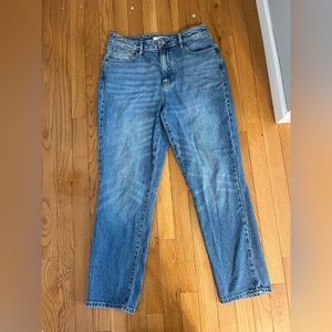 🤍pacsun mom jeans SIZE: 29 reg   COLOR: medium blue wash